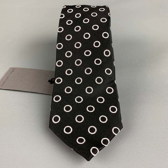 JOHN VARVATOS Other - JOHN VARVATOS Black White Circles Silk Tie